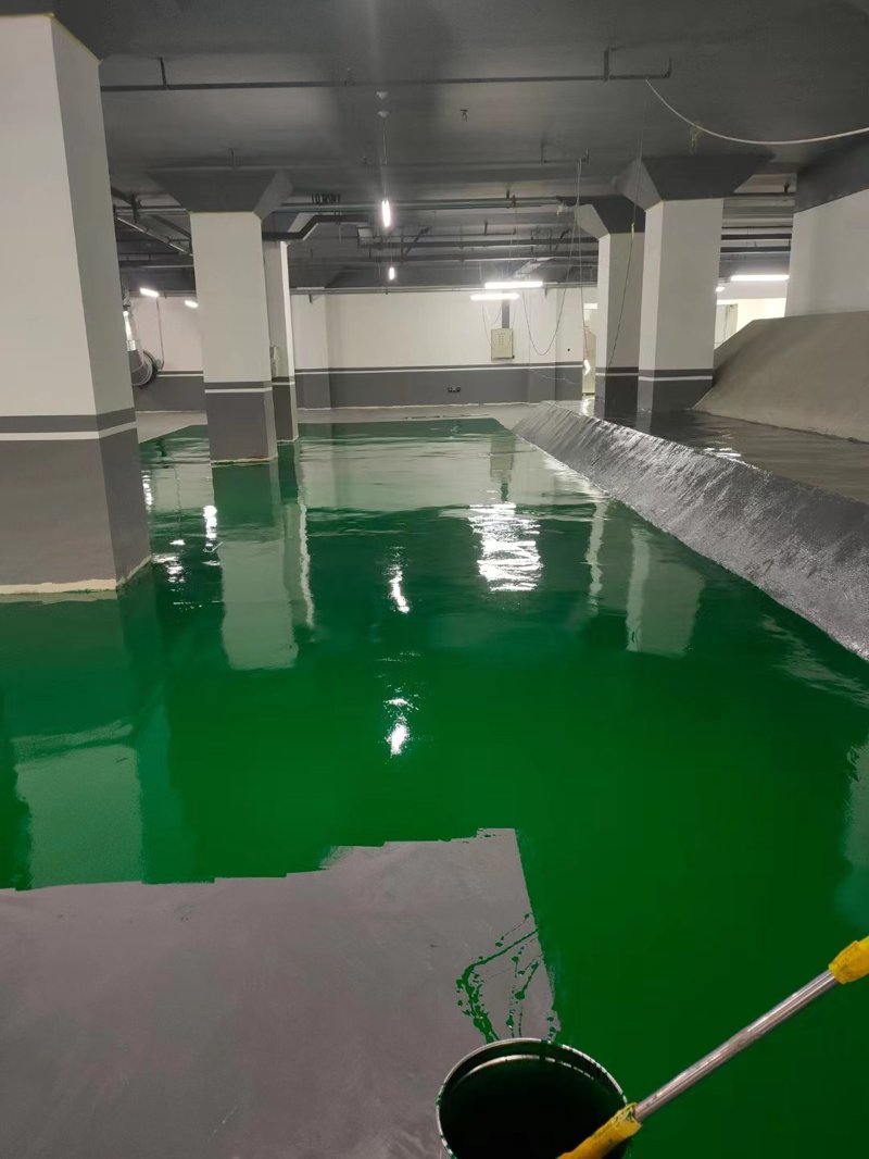 如何正确进行地坪漆施工？这是一个让不少工友头疼的问题。